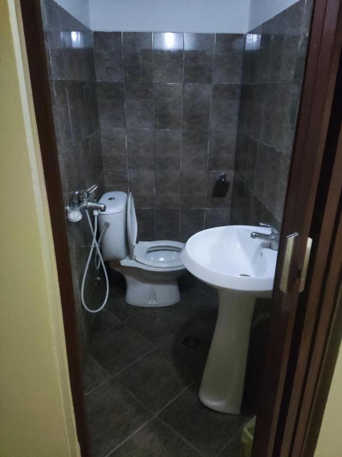 Dafina Hotel Tiranë Ngoại thất bức ảnh