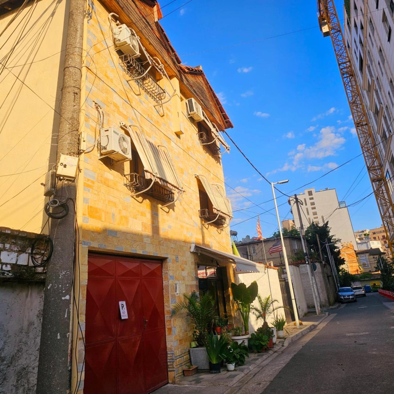 Dafina Hotel Tiranë Ngoại thất bức ảnh