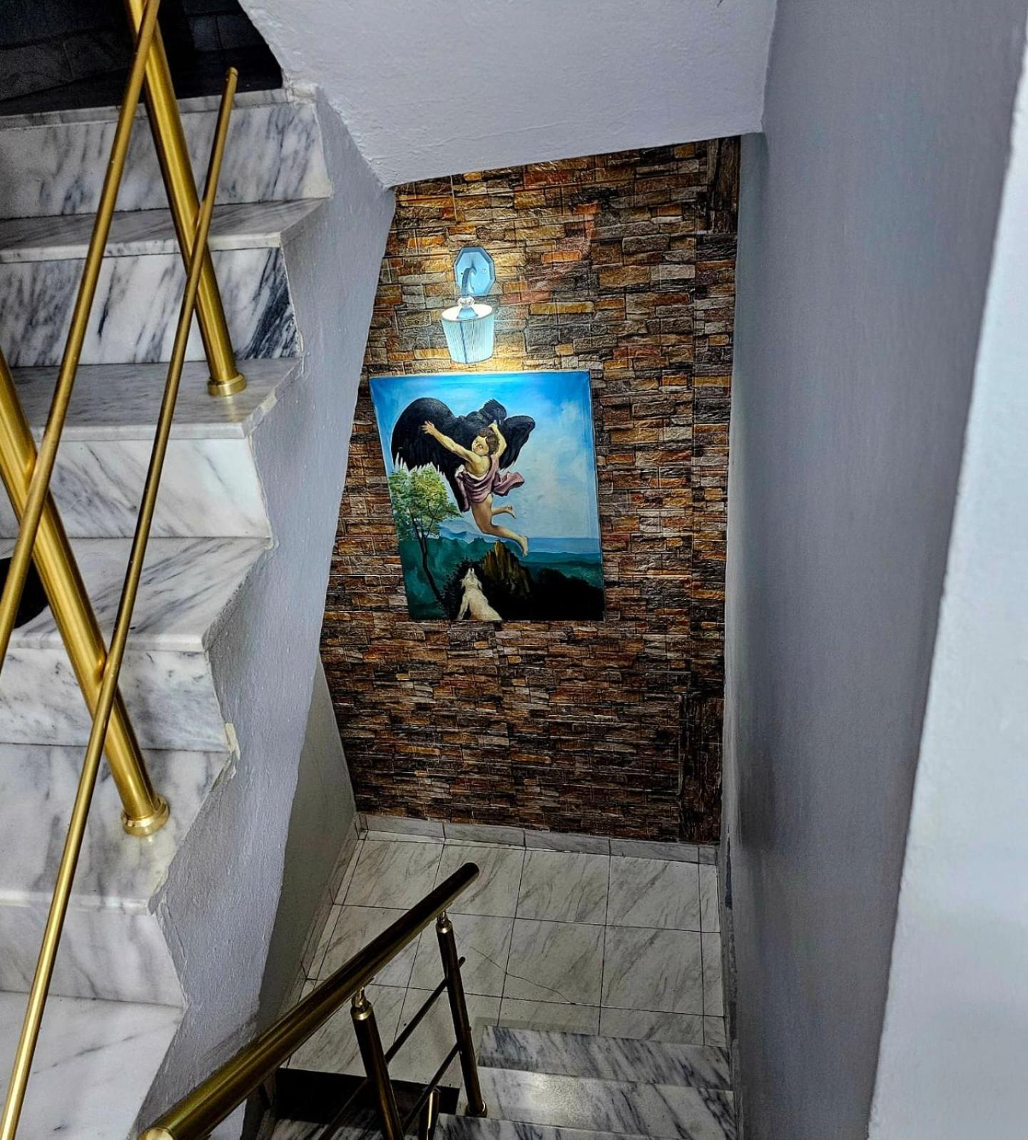 Dafina Hotel Tiranë Ngoại thất bức ảnh