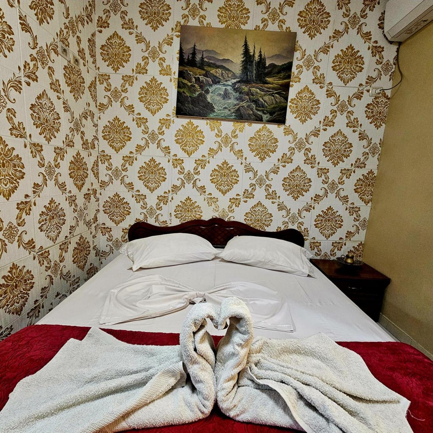 Dafina Hotel Tiranë Ngoại thất bức ảnh