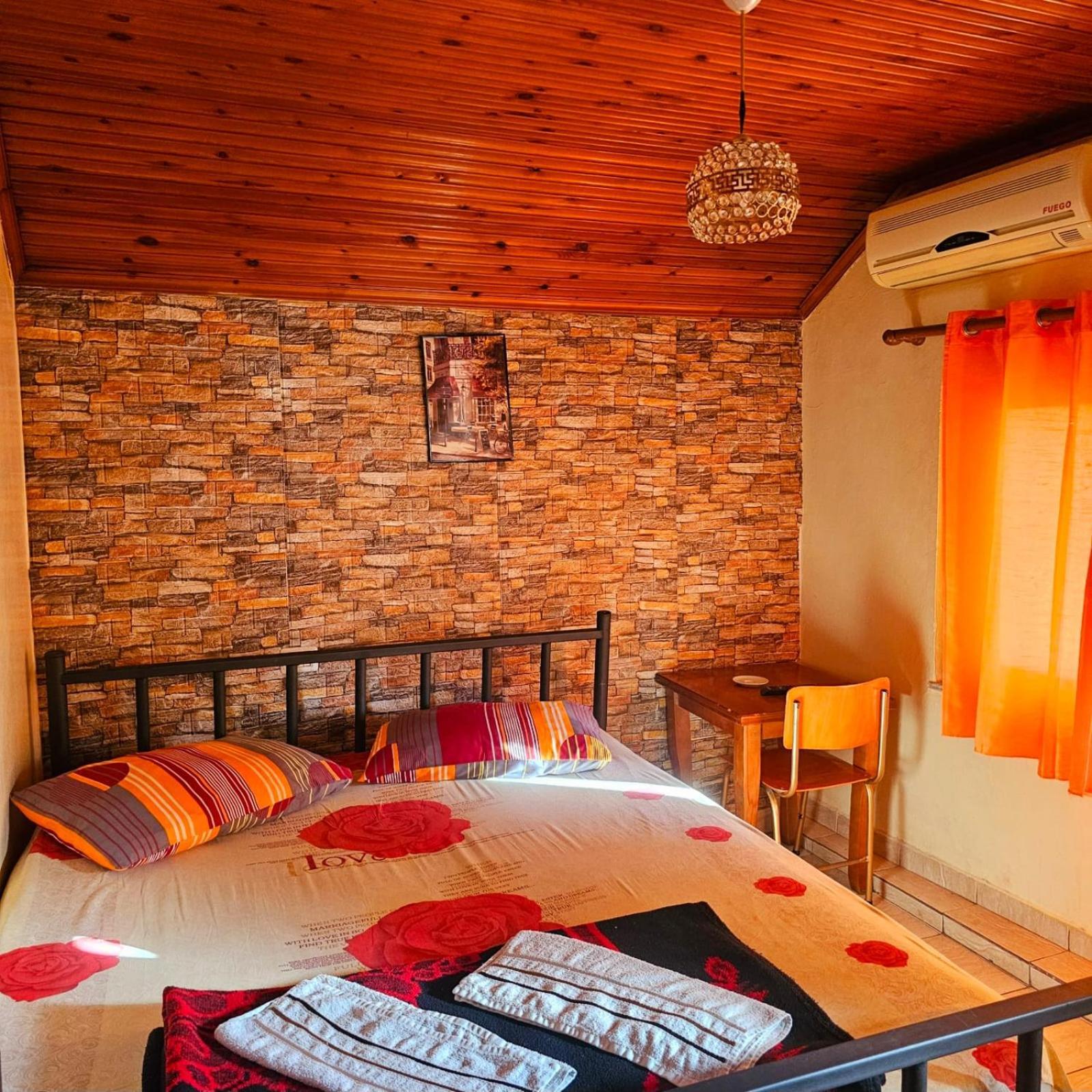 Dafina Hotel Tiranë Ngoại thất bức ảnh