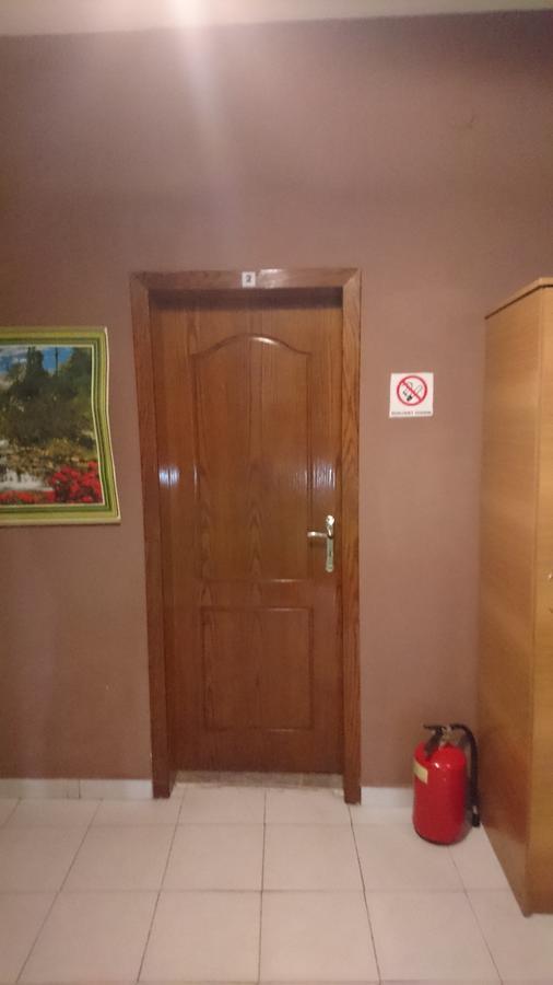 Dafina Hotel Tiranë Ngoại thất bức ảnh