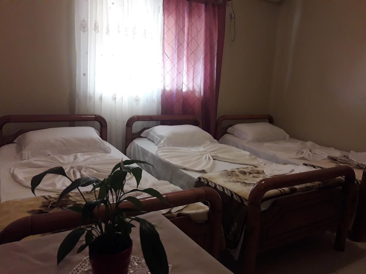 Dafina Hotel Tiranë Ngoại thất bức ảnh
